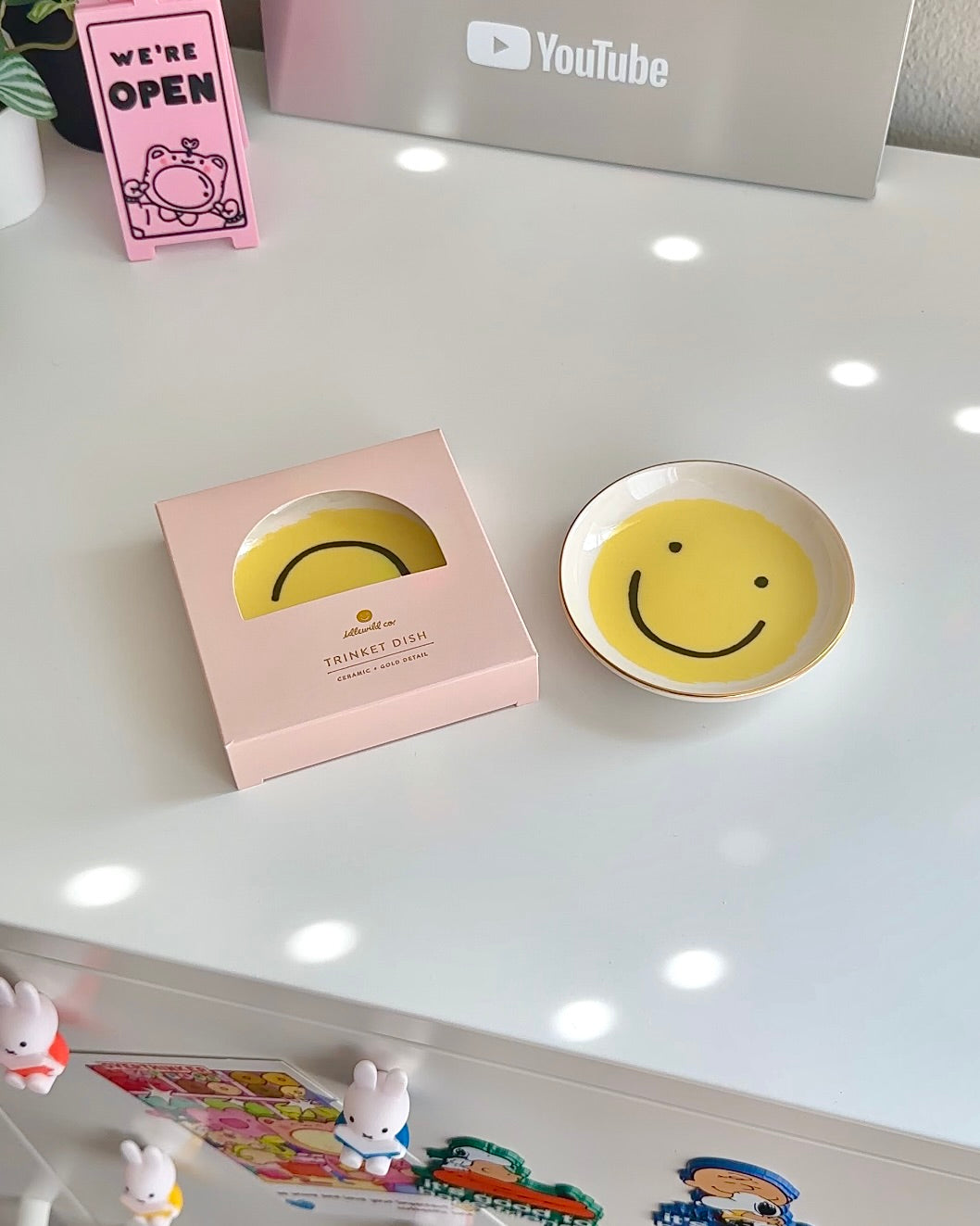 Smiley Face Ceramic Trinket Dish – Hand-Painted Joyful Jewelry Catchall with Gold Trim
