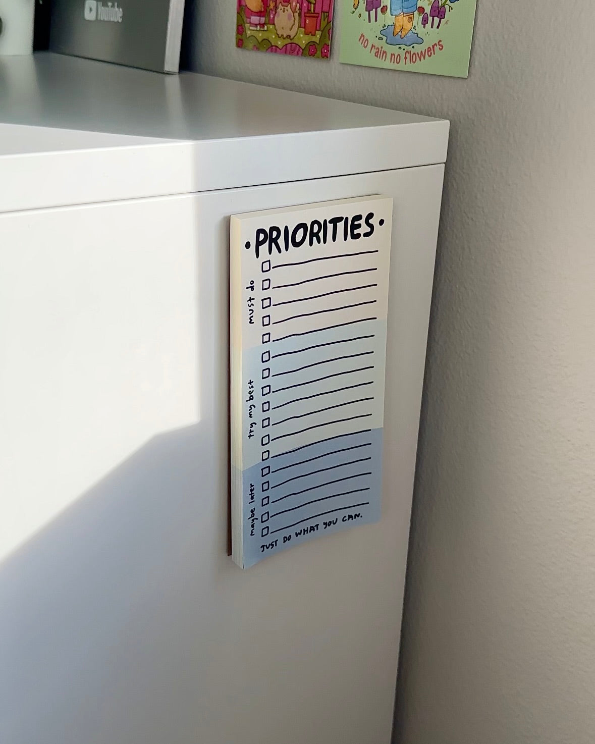 Priorities Magnetic Notepad – Gentle To-Do List Pad for Holiday Planning, Desk, or Fridge