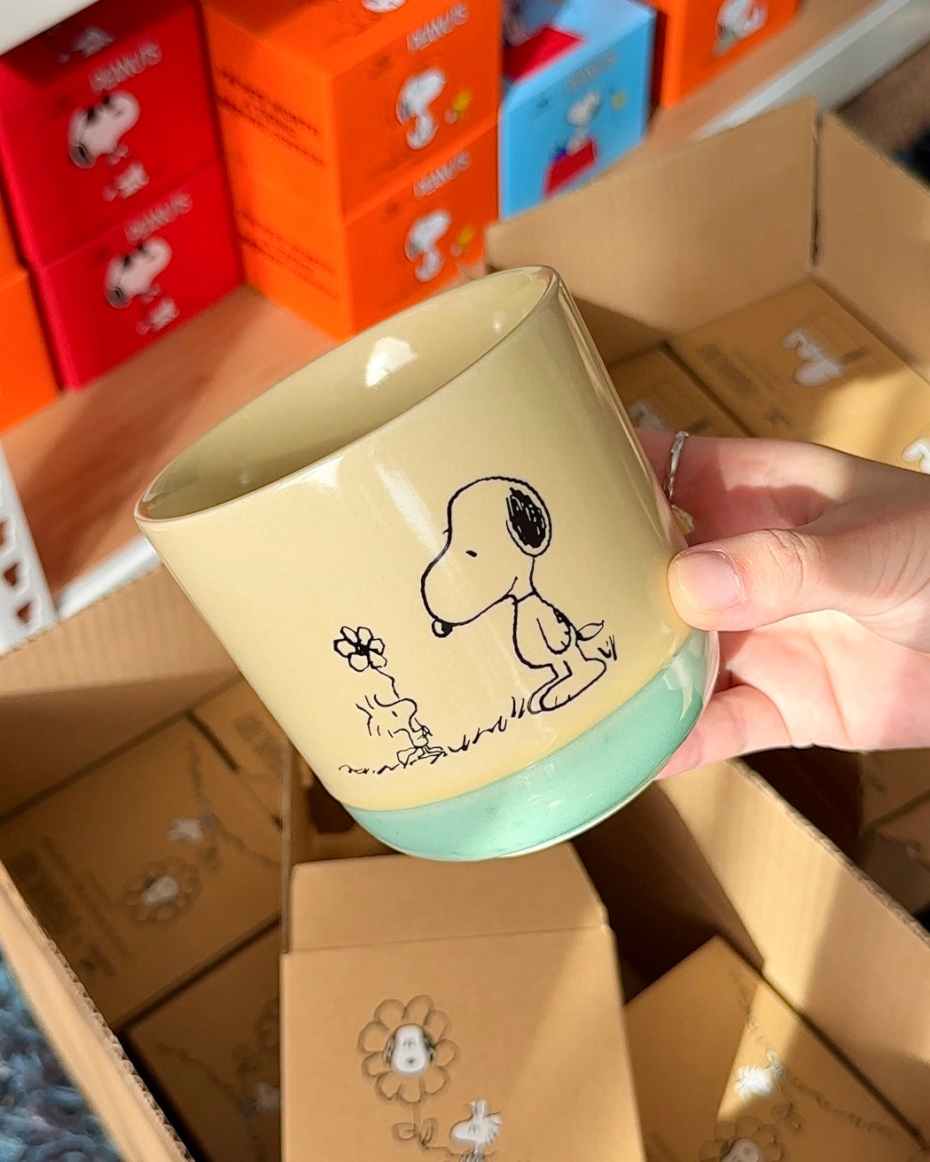 Snoopy Ceramic Planter – Cute Stoneware Pot for Succulents, Peanuts® Official Gift, Cozy Dorm or Desk Decor