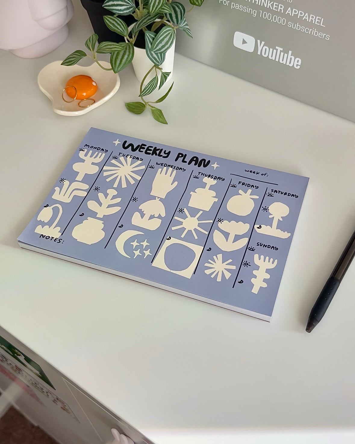 Undated weekly planner notepad for soft structure and flexible routines