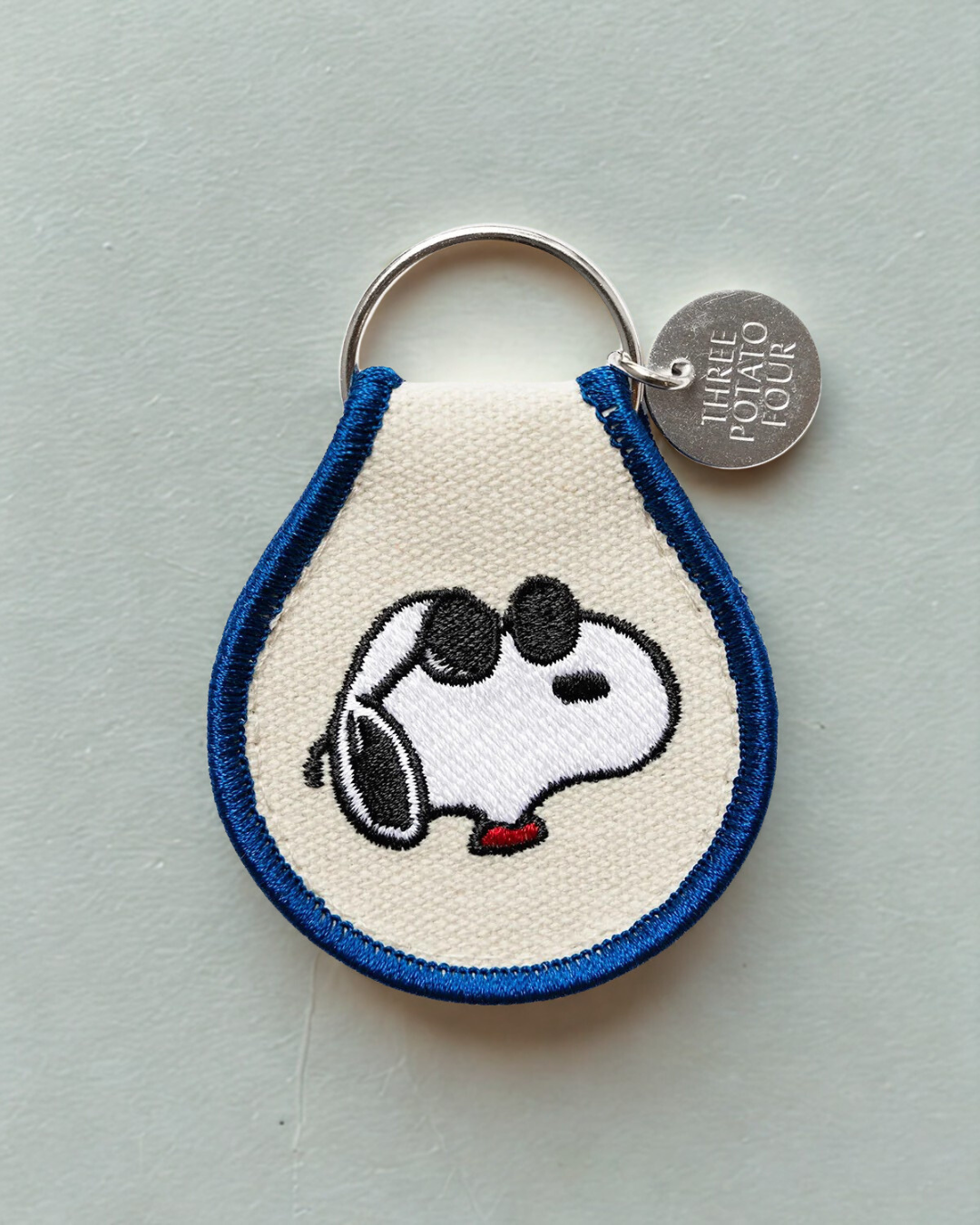 Snoopy Joe Cool Embroidered Keychain – Retro Peanuts Snoopy Joe Cool Embroidered Keychain – Retro Peanuts