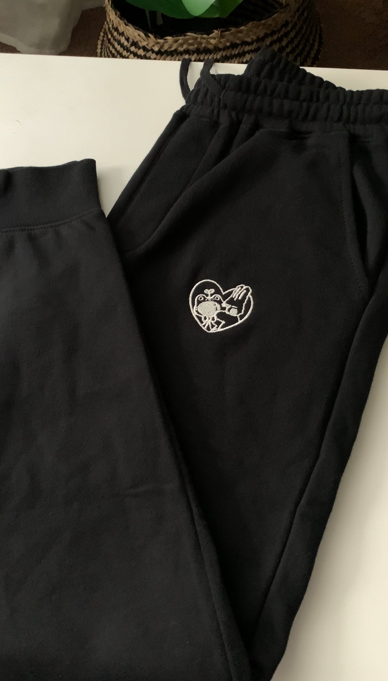 Unisex Embroidered Fleece Pants