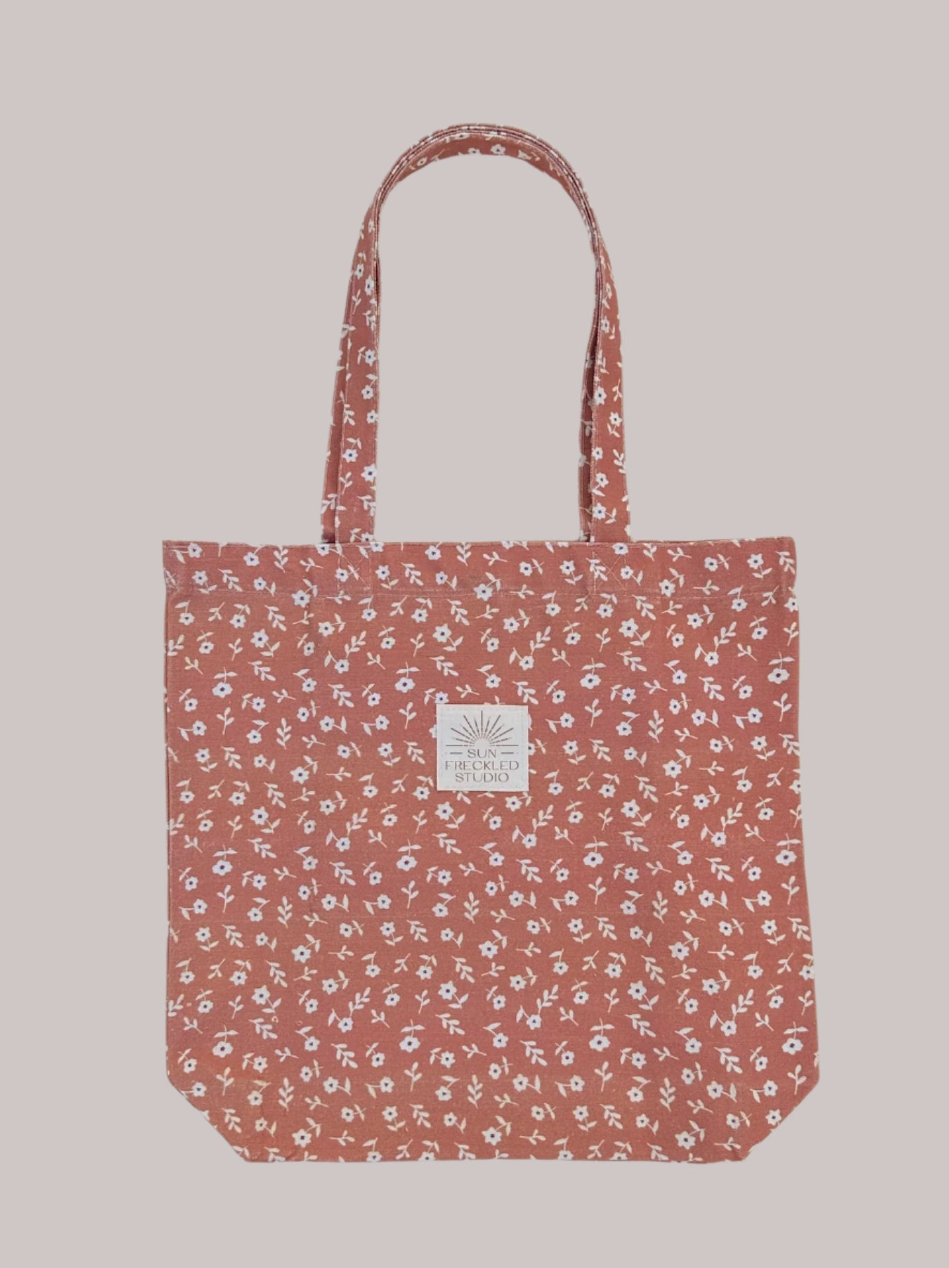 Sienna Floral Tote Bag – Lightweight Canvas Bag with Interior Pockets & Magnetic Closure (15")
