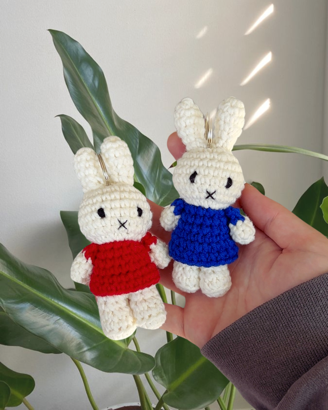 Miffy Crochet Keychain – Handmade Plush Bag Charm (Navy Blue) | Kawaii Gift for Soft Girl Backpacks & Keys