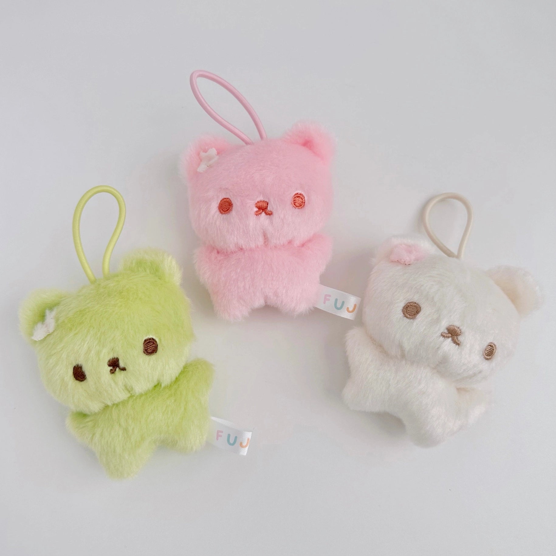 Mochi Bear Magnetic Plush Keychain – Strawberry, Matcha & Vanilla Bag Charms for Dorm Life & Campus Style