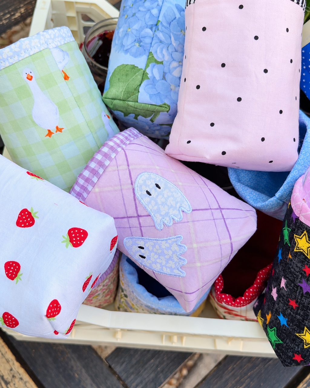 Ghostie Plaid Iced Coffee Cozy