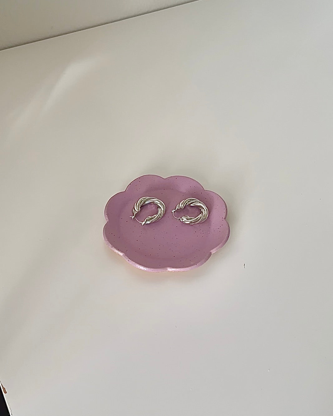 Lilac Flower Trinket Dish – Handmade Ceramic Catchall for Desk, Vanity & Dorm