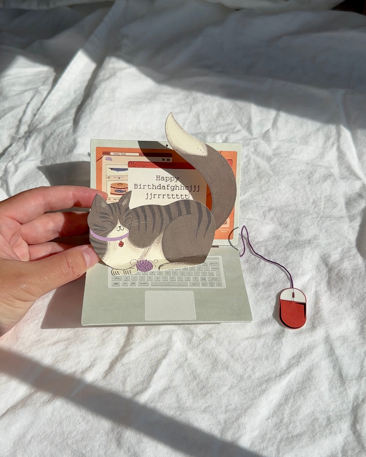 Funny Pop-Up Cat Birthday Card – “Happy Birthdafghhcjjjjjrrrttttt”