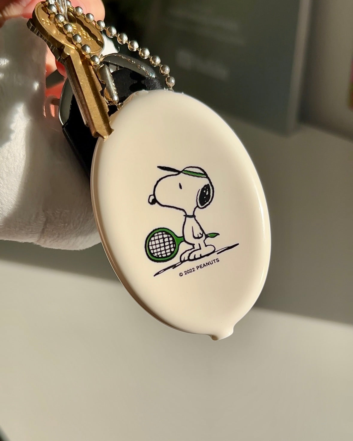 Snoopy Tennis Coin Pouch – Peanuts® Cream Keychain Wallet for Dorm & Campus Life