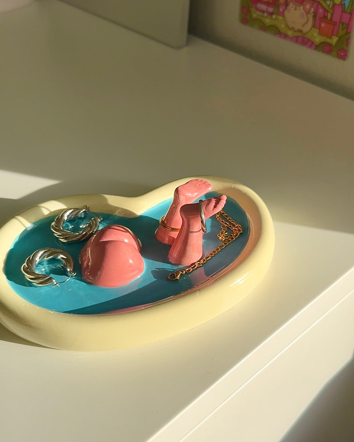 SPLASH Butt Trinket Tray – Handmade Ceramic Jewelry Dish for Dorm, Vanity & Quirky Decor