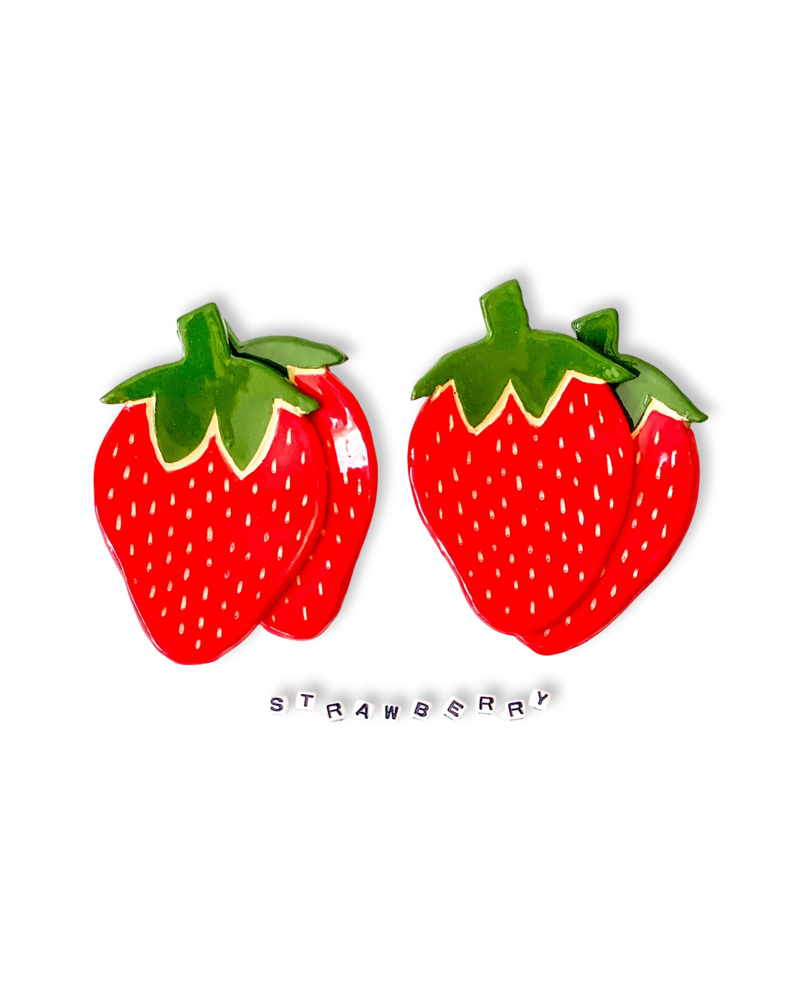 Strawberry Ceramic Trinket Dish – Handmade Jewelry Tray for Dorm & Desk Decor