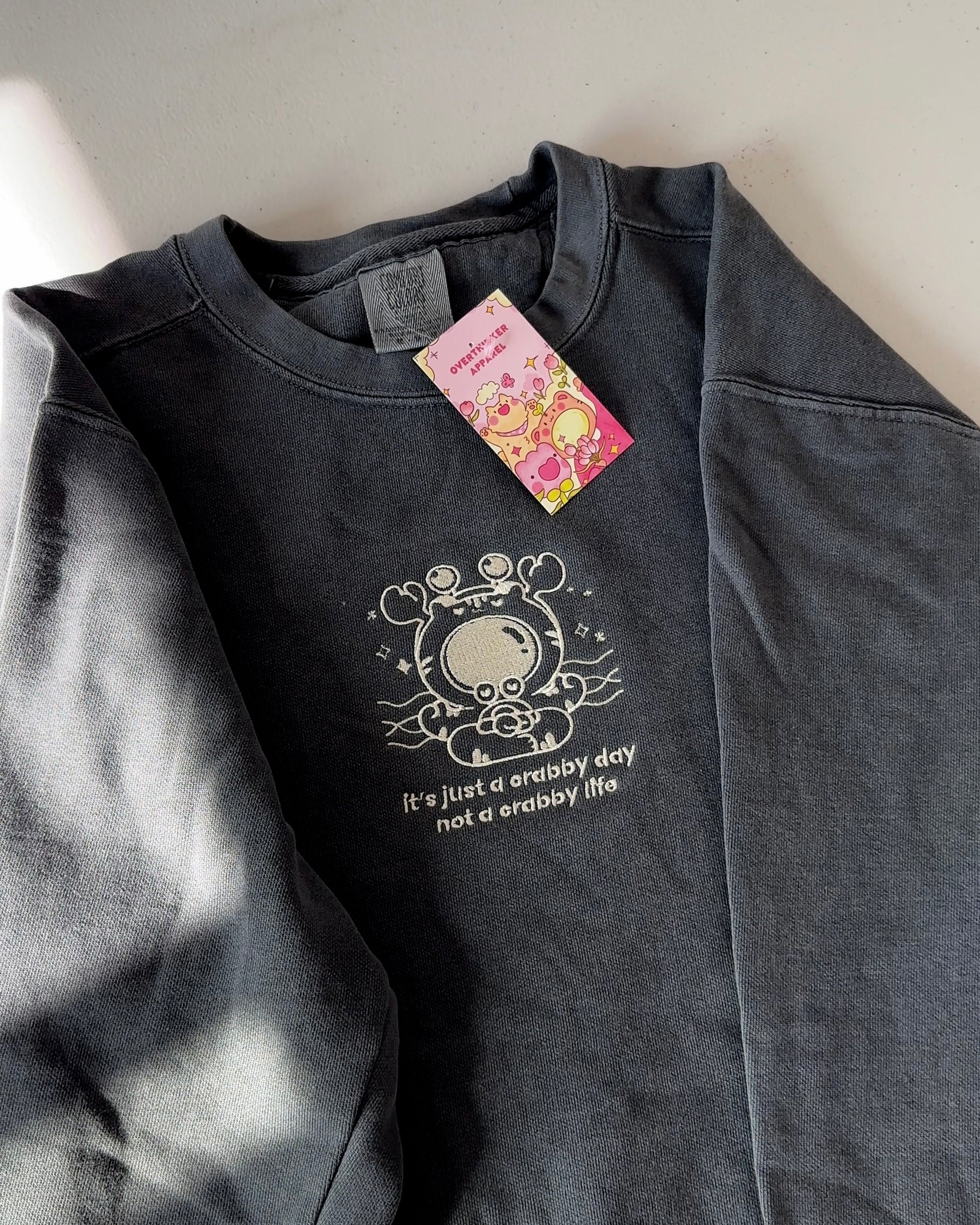 [Studio Sample] “Crabby Day, Not a Crabby Life” Embroidered Sweatshirt – Pepper