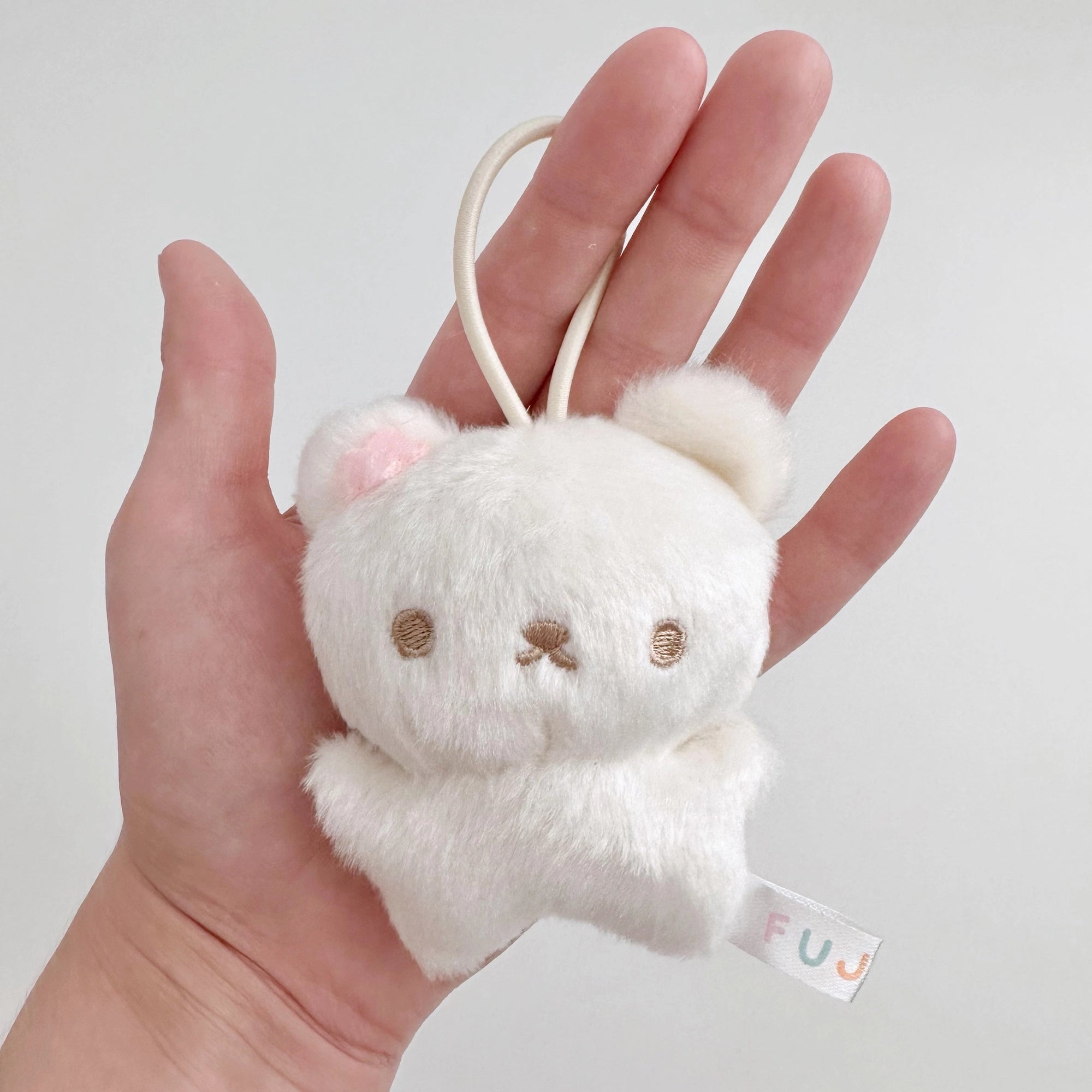 Mochi Bear Magnetic Plush Keychain – Strawberry, Matcha & Vanilla Bag Charms for Dorm Life & Campus Style