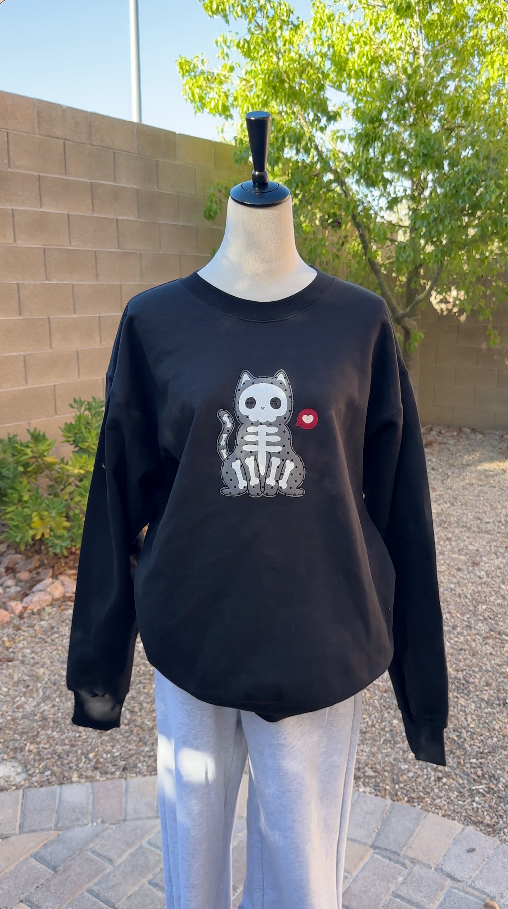 Skeleton Cat Patchwork Crewneck — Black Oversized Embroidered Sweatshirt