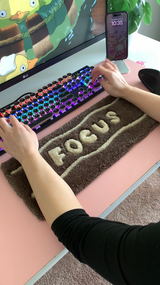 FOCUS Handmade Fluffy Keyboard Rest